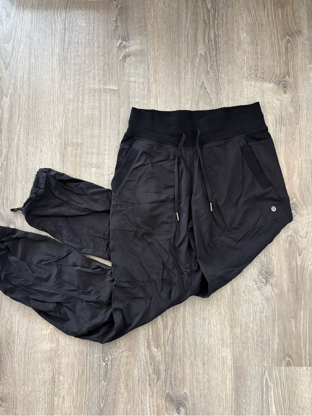 Lululemon Black Dance Studio Mid-Rise Joggers (6)
